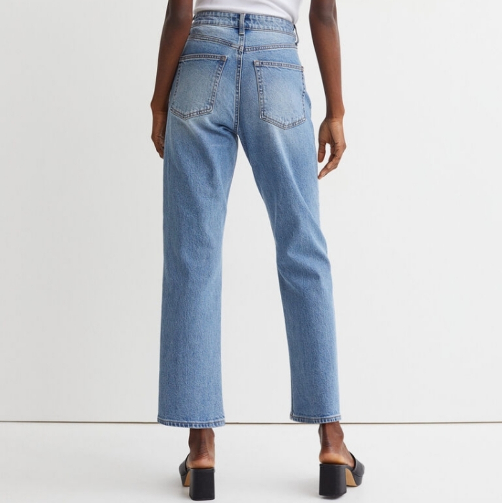 H&M Straight High Ankle Jeans in 'Light Denim Blue', Size 6